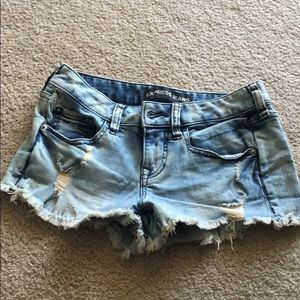 Express Jean Shorts !